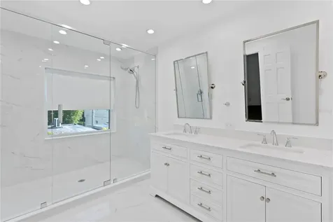 4704 W Brookwood Drive Tampa FL 33629