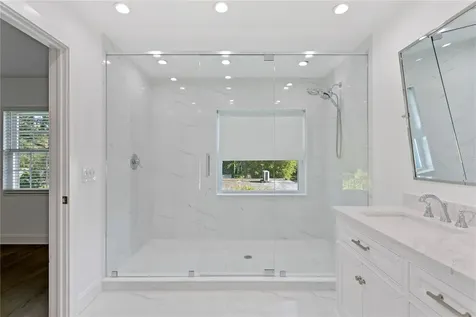 4704 W Brookwood Drive Tampa FL 33629