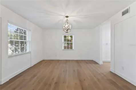 4704 W Brookwood Drive Tampa FL 33629