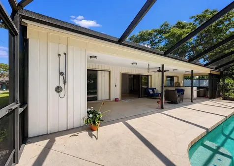 948 Winter Garden Drive Sarasota FL 34243
