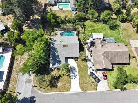 948 Winter Garden Drive Sarasota FL 34243