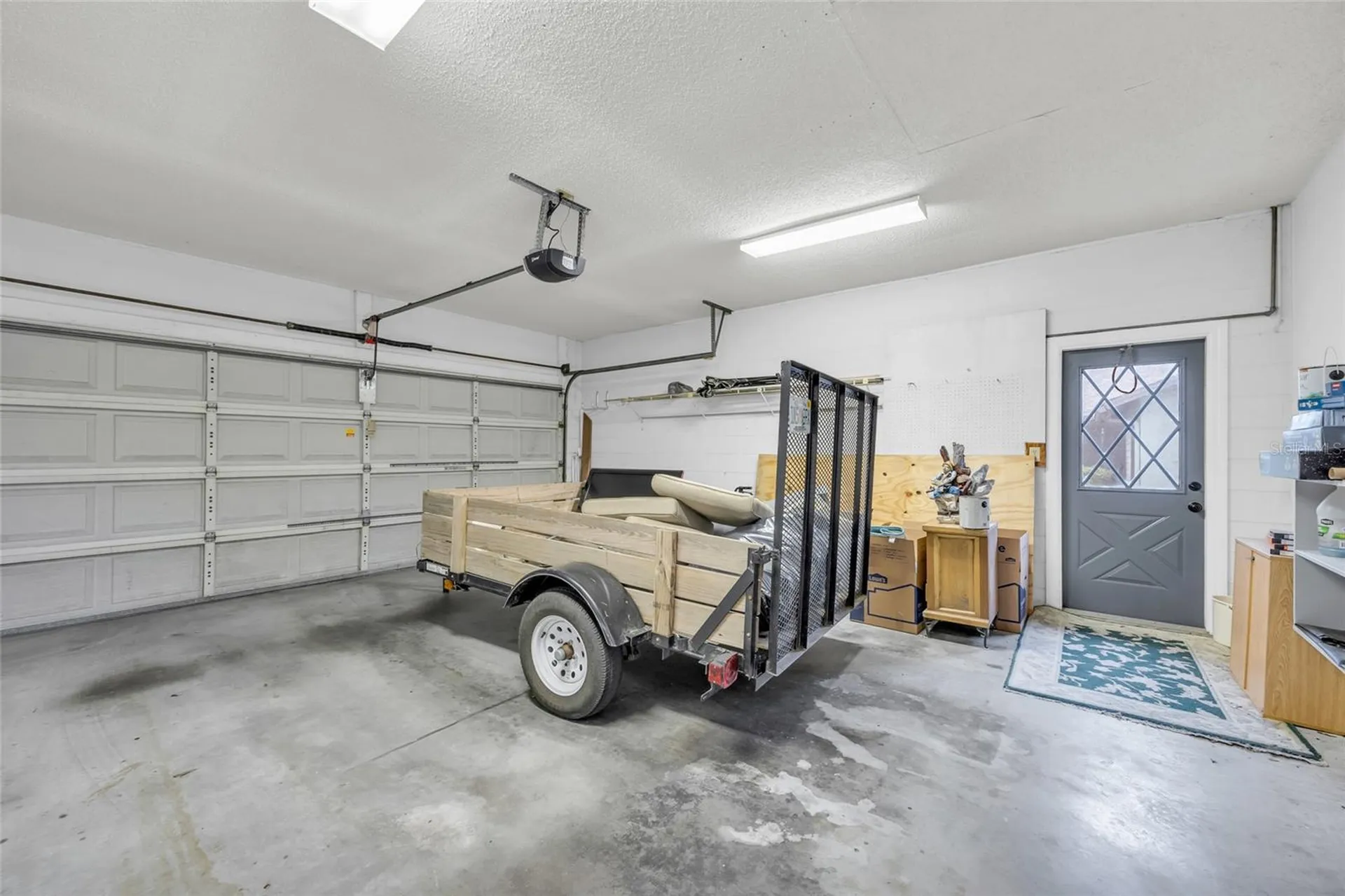 2002 E Timberlane Drive Plant City FL 33563