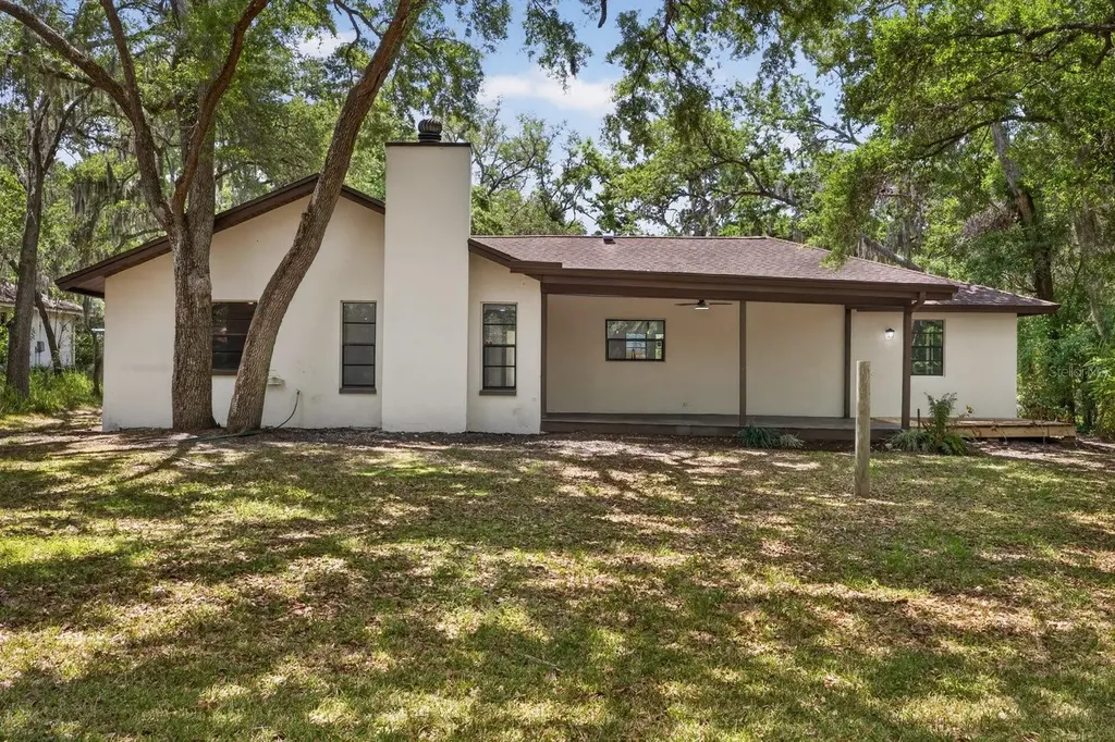 56 Bay Woods Drive Safety Harbor FL 34695
