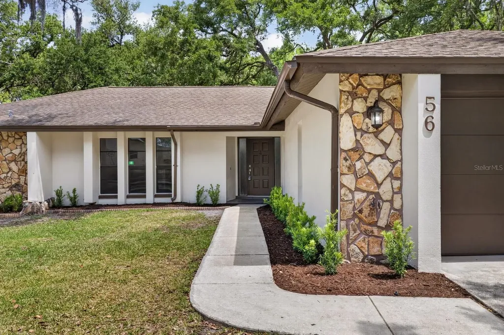 56 Bay Woods Drive Safety Harbor FL 34695