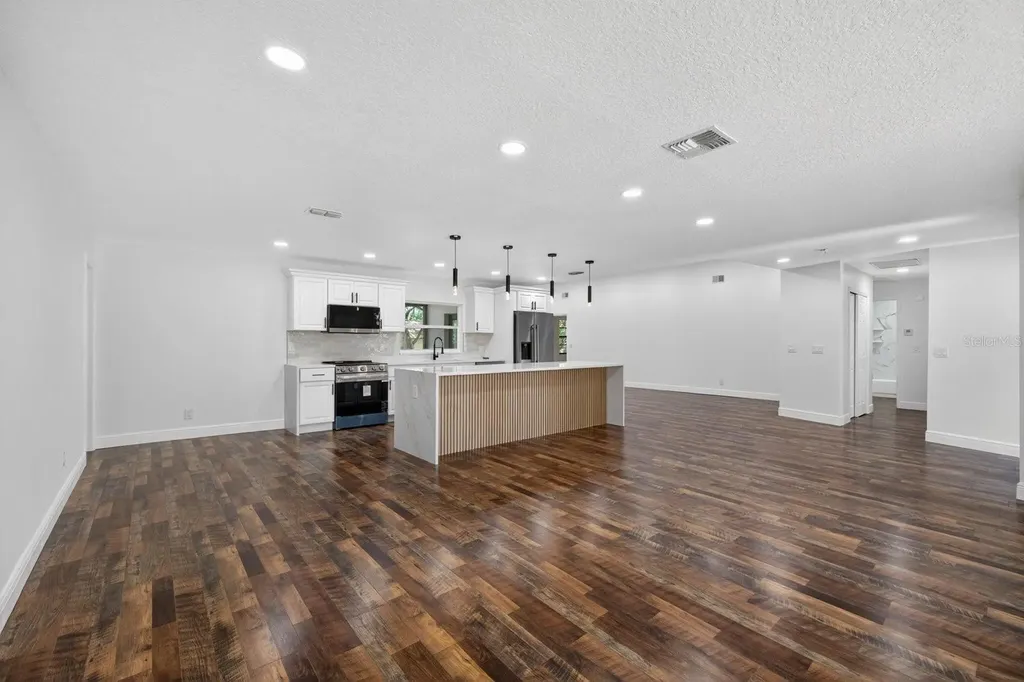 56 Bay Woods Drive Safety Harbor FL 34695