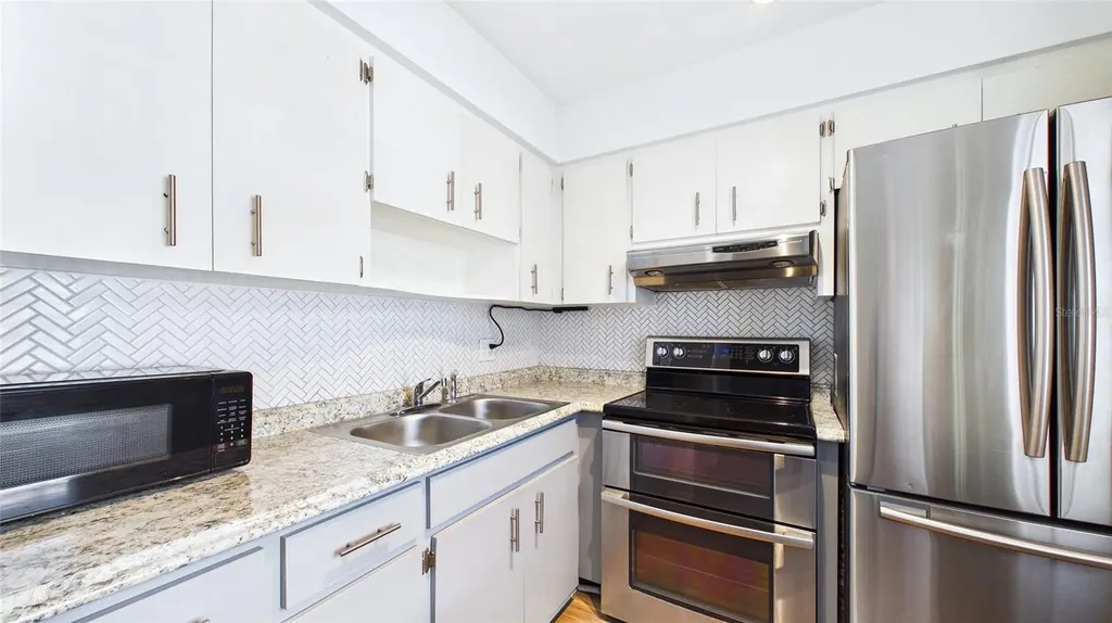 325 Sky Loch Drive W Dunedin FL 34698
