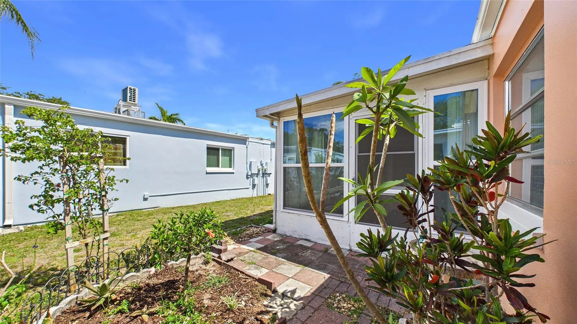 325 Sky Loch Drive W Dunedin FL 34698