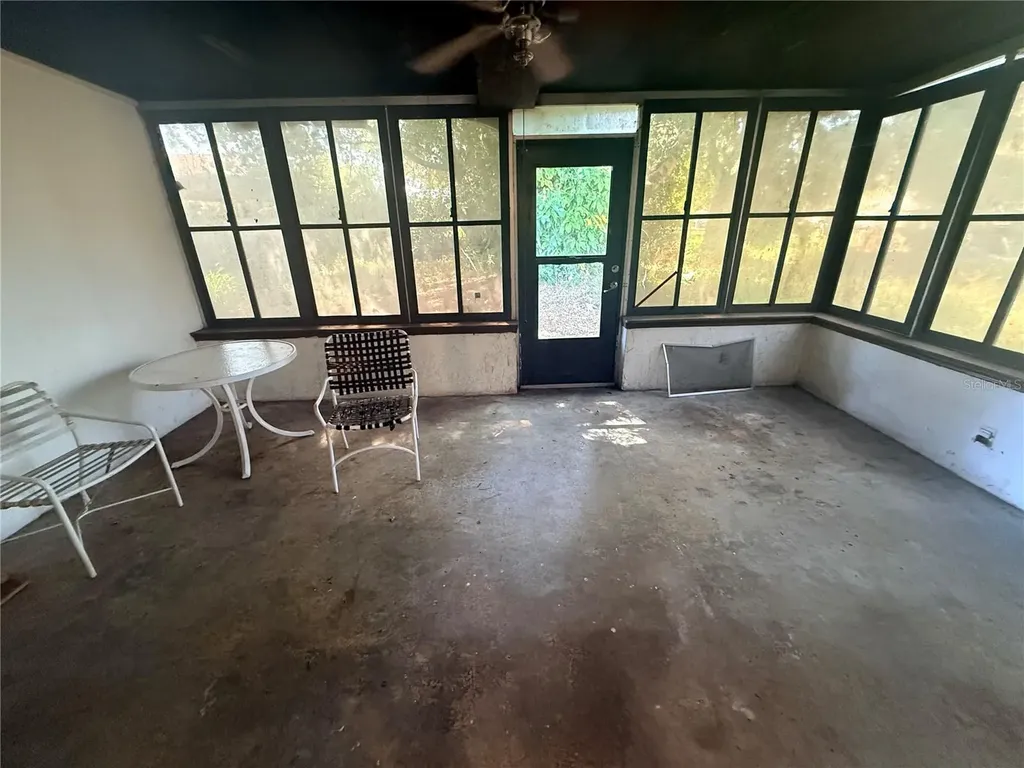 724 18th Street E Bradenton FL 34208