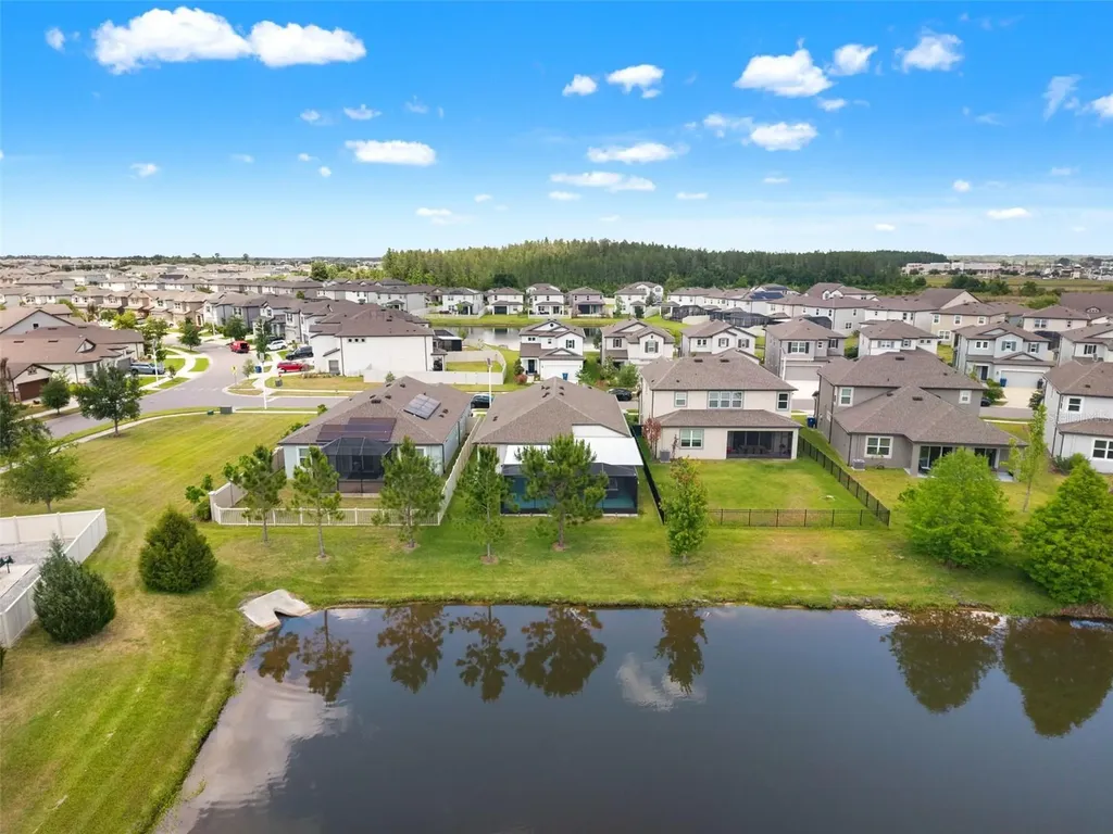 7278 Pool Compass Loop Wesley Chapel FL 33545
