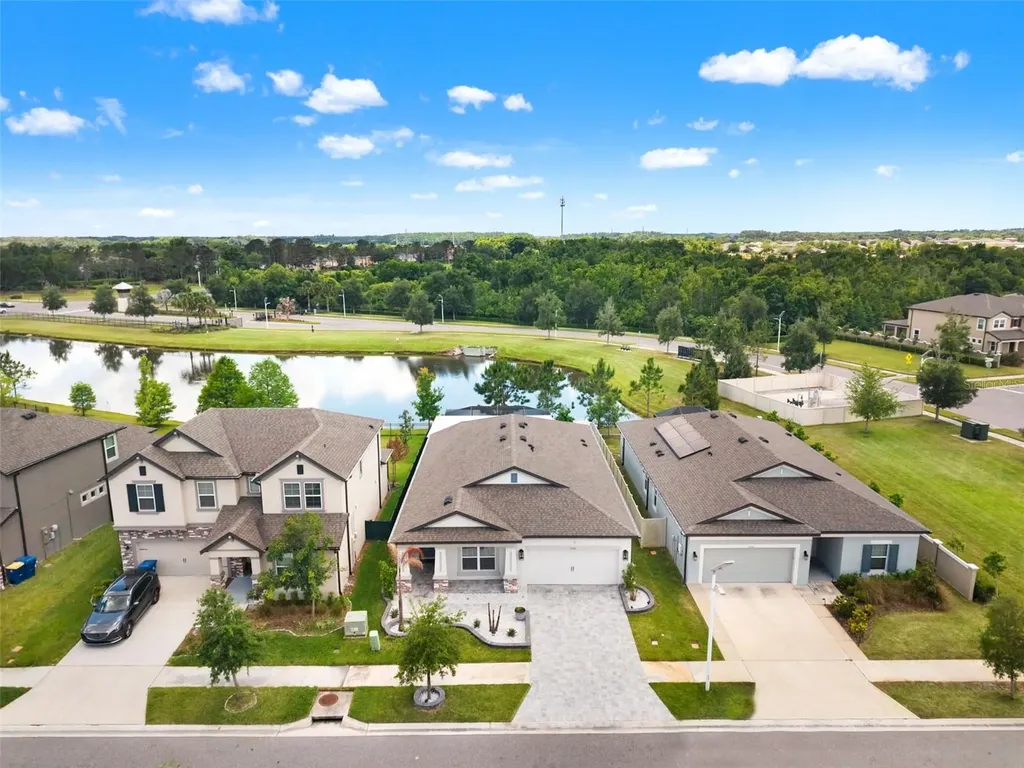 7278 Pool Compass Loop Wesley Chapel FL 33545
