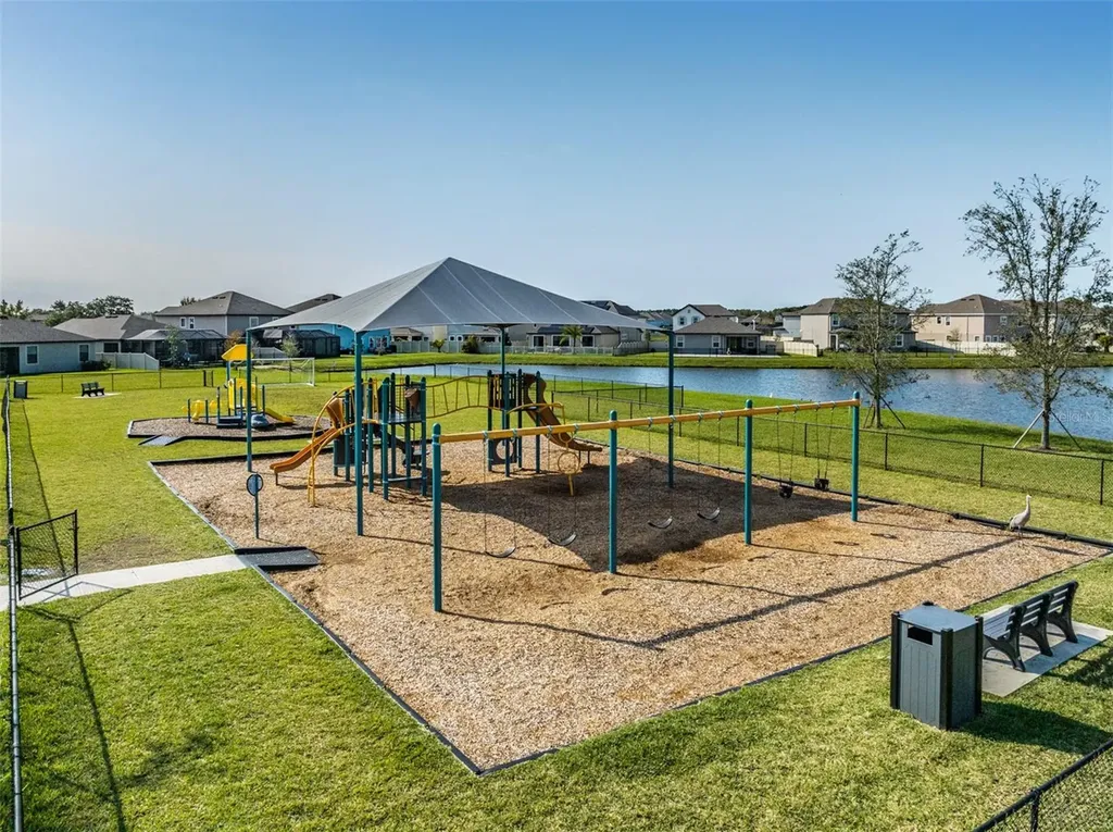 7278 Pool Compass Loop Wesley Chapel FL 33545