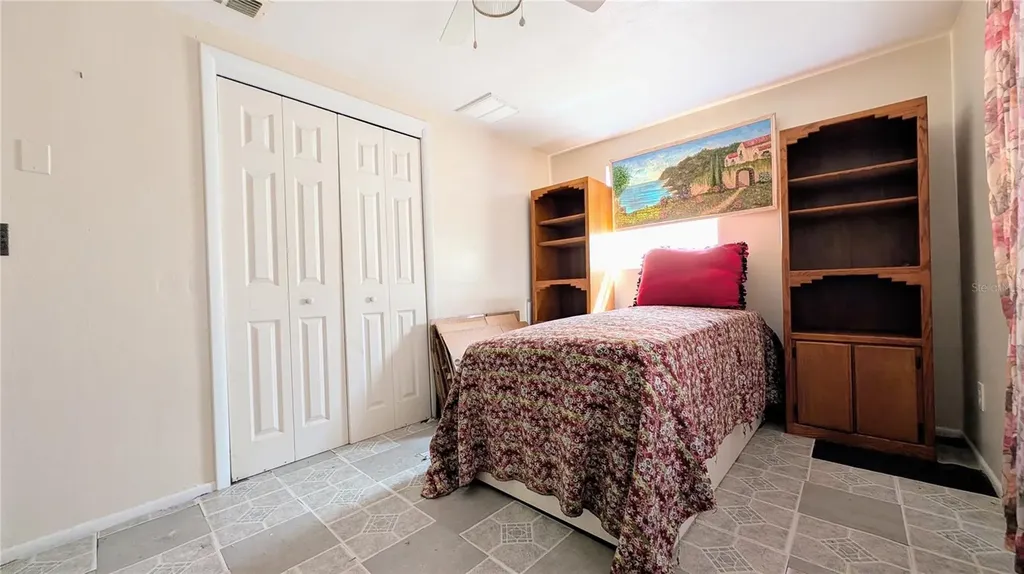 4737 Longwood Avenue Holiday FL 34690
