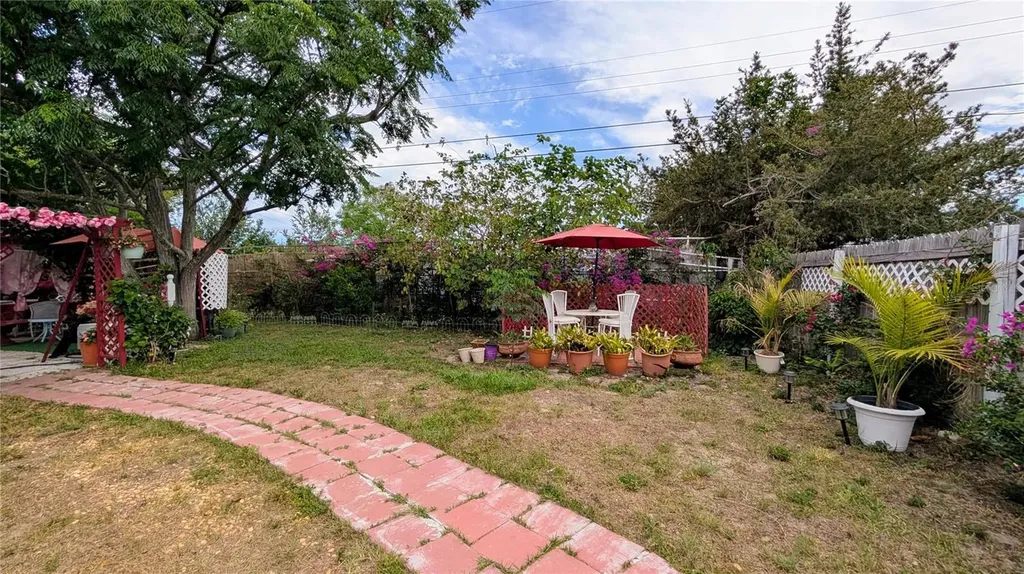 4737 Longwood Avenue Holiday FL 34690