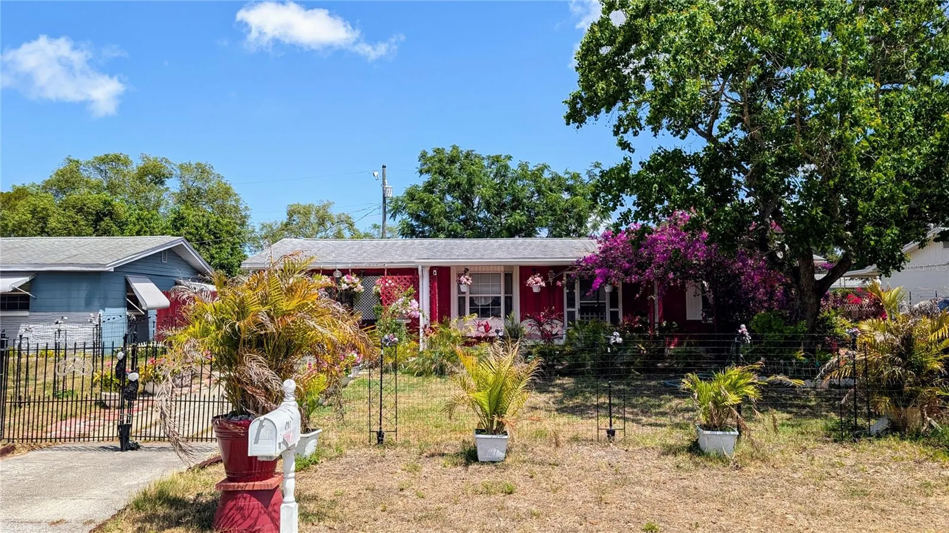 4737 Longwood Avenue Holiday FL 34690