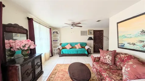 4737 Longwood Avenue Holiday FL 34690