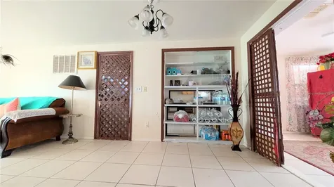 4737 Longwood Avenue Holiday FL 34690