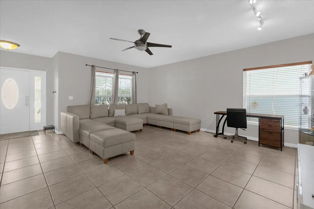 4342 Boca Woods Drive Orlando FL 32826