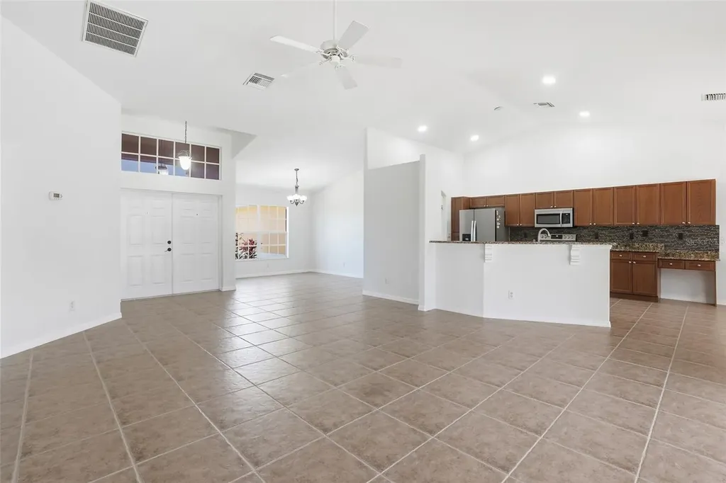 928 NW 5th Place Cape Coral FL 33993