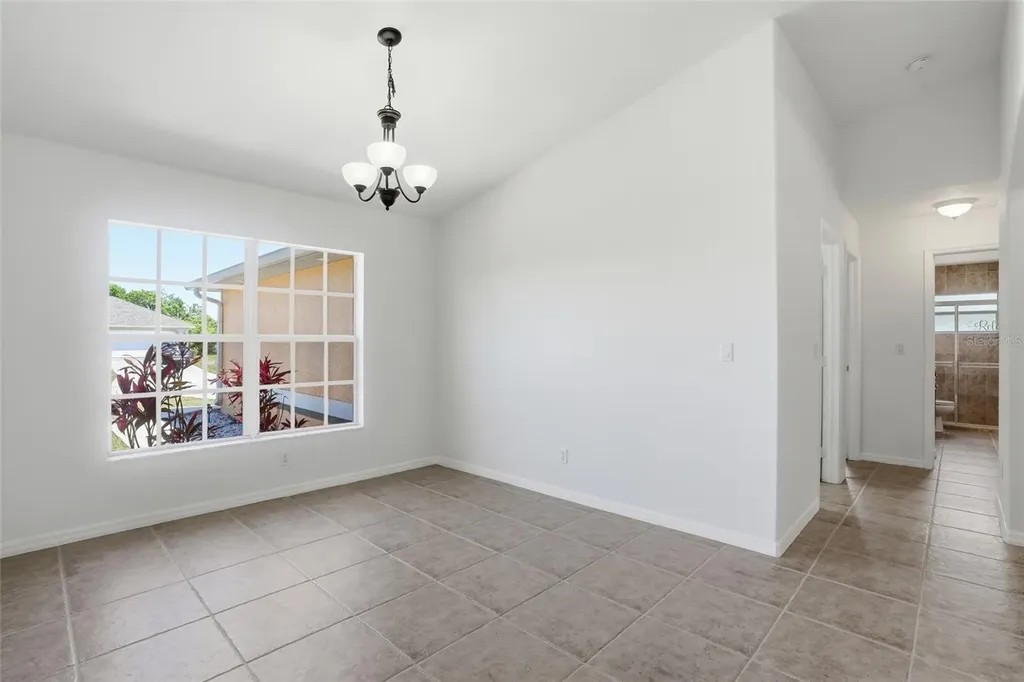 928 NW 5th Place Cape Coral FL 33993