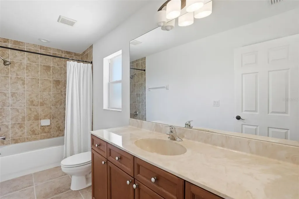 928 NW 5th Place Cape Coral FL 33993