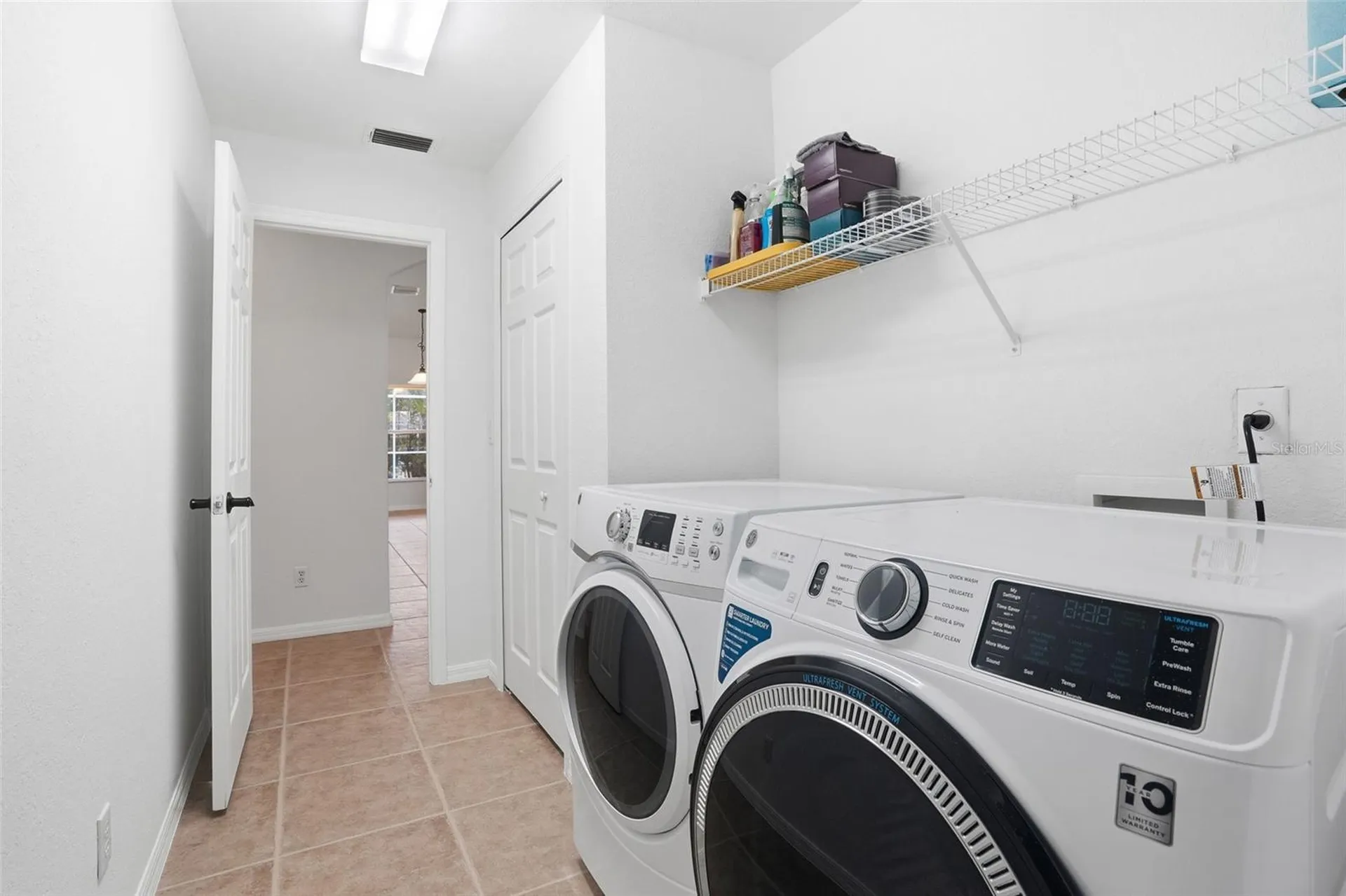 928 NW 5th Place Cape Coral FL 33993