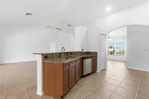 928 NW 5th Place Cape Coral FL 33993