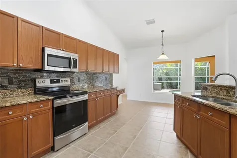 928 NW 5th Place Cape Coral FL 33993
