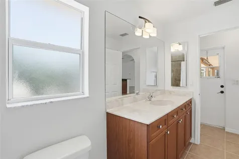 928 NW 5th Place Cape Coral FL 33993