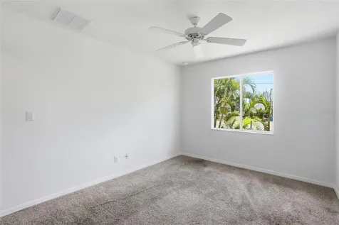 928 NW 5th Place Cape Coral FL 33993