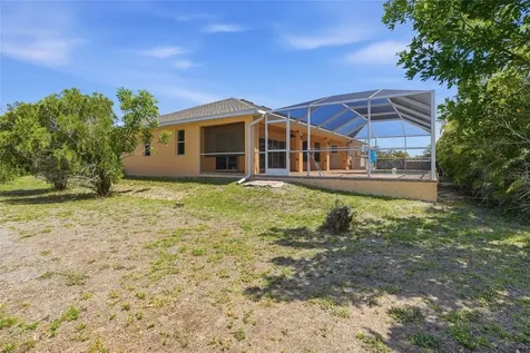 928 NW 5th Place Cape Coral FL 33993