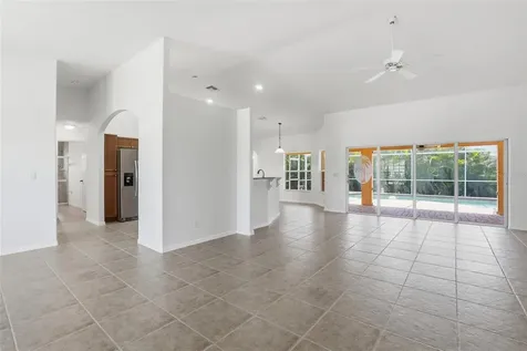 928 NW 5th Place Cape Coral FL 33993