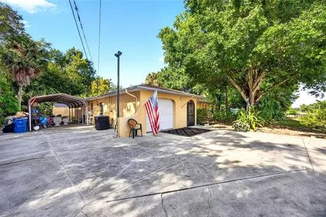 339 W Mariana Avenue North Fort Myers FL 33903
