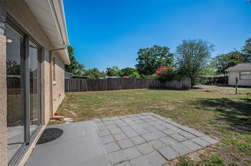 2611 Knoll Street W Palm Harbor FL 34683