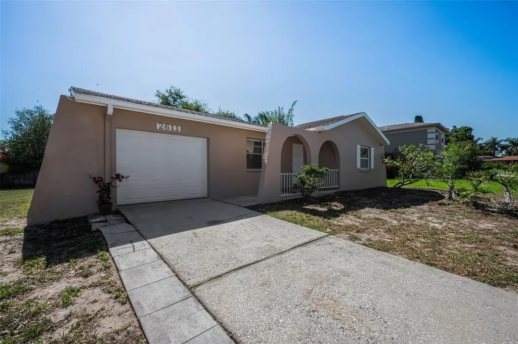 2611 Knoll Street W Palm Harbor FL 34683