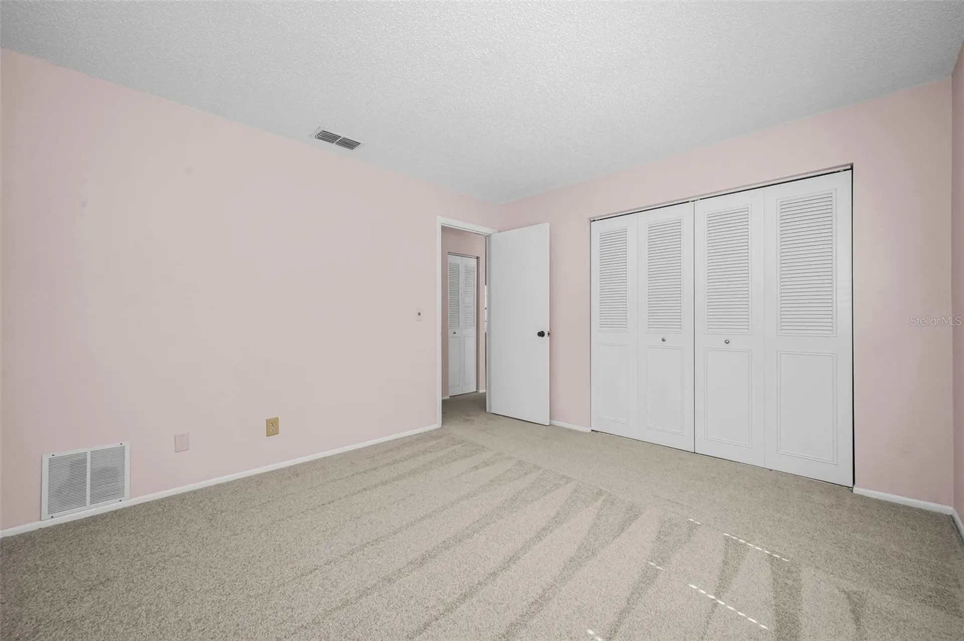 2611 Knoll Street W Palm Harbor FL 34683