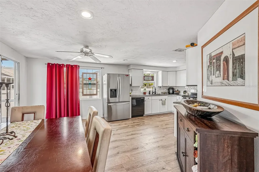 5102 Moeller Avenue Sarasota FL 34233