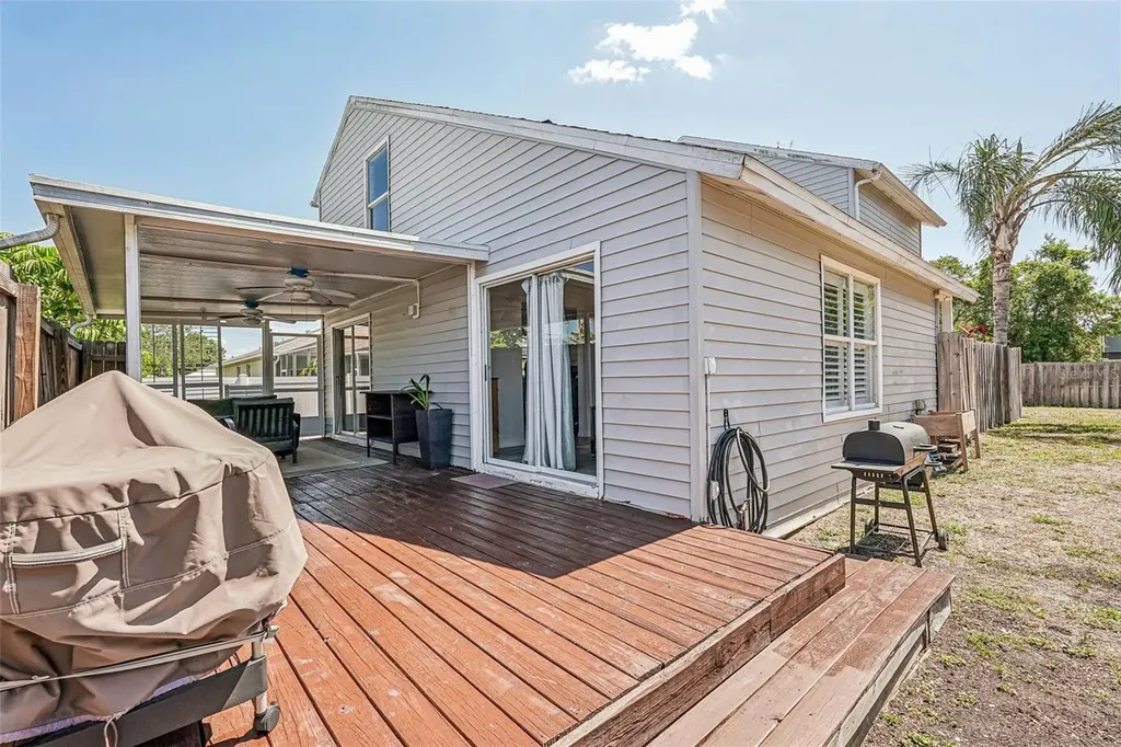5102 Moeller Avenue Sarasota FL 34233