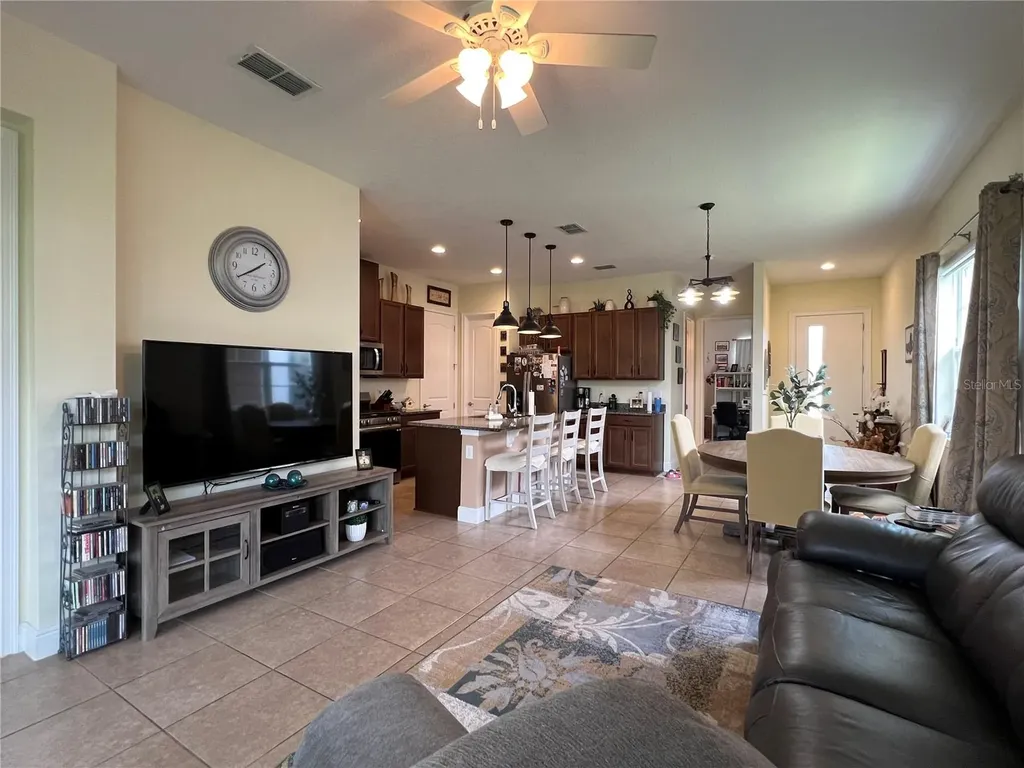 2286 Datura Loop St Cloud FL 34772
