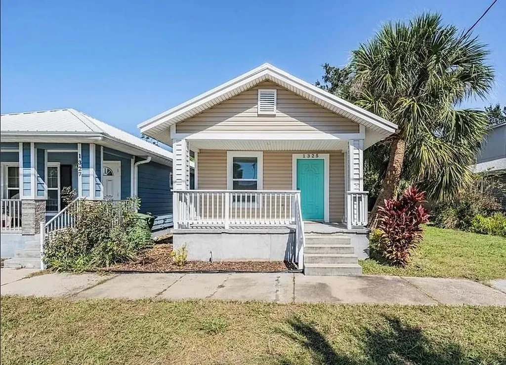 1325 W North B Street Tampa FL 33606