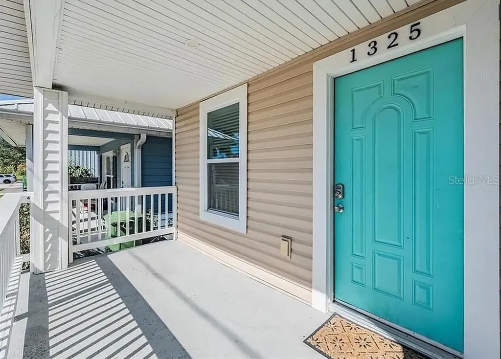 1325 W North B Street Tampa FL 33606