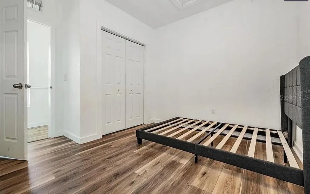 1325 W North B Street Tampa FL 33606