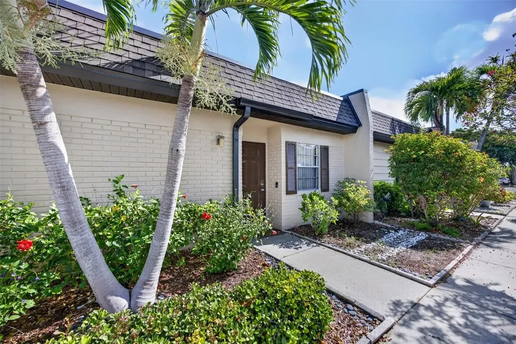 6300 S Pointe Boulevard Fort Myers FL 33919