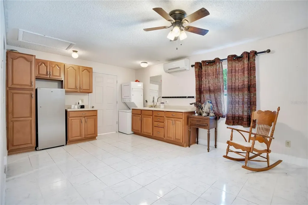2422 Sweetbriar Court Kissimmee FL 34744