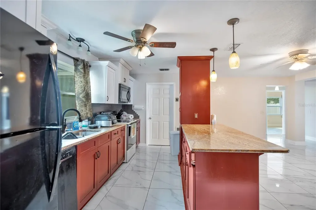 2422 Sweetbriar Court Kissimmee FL 34744