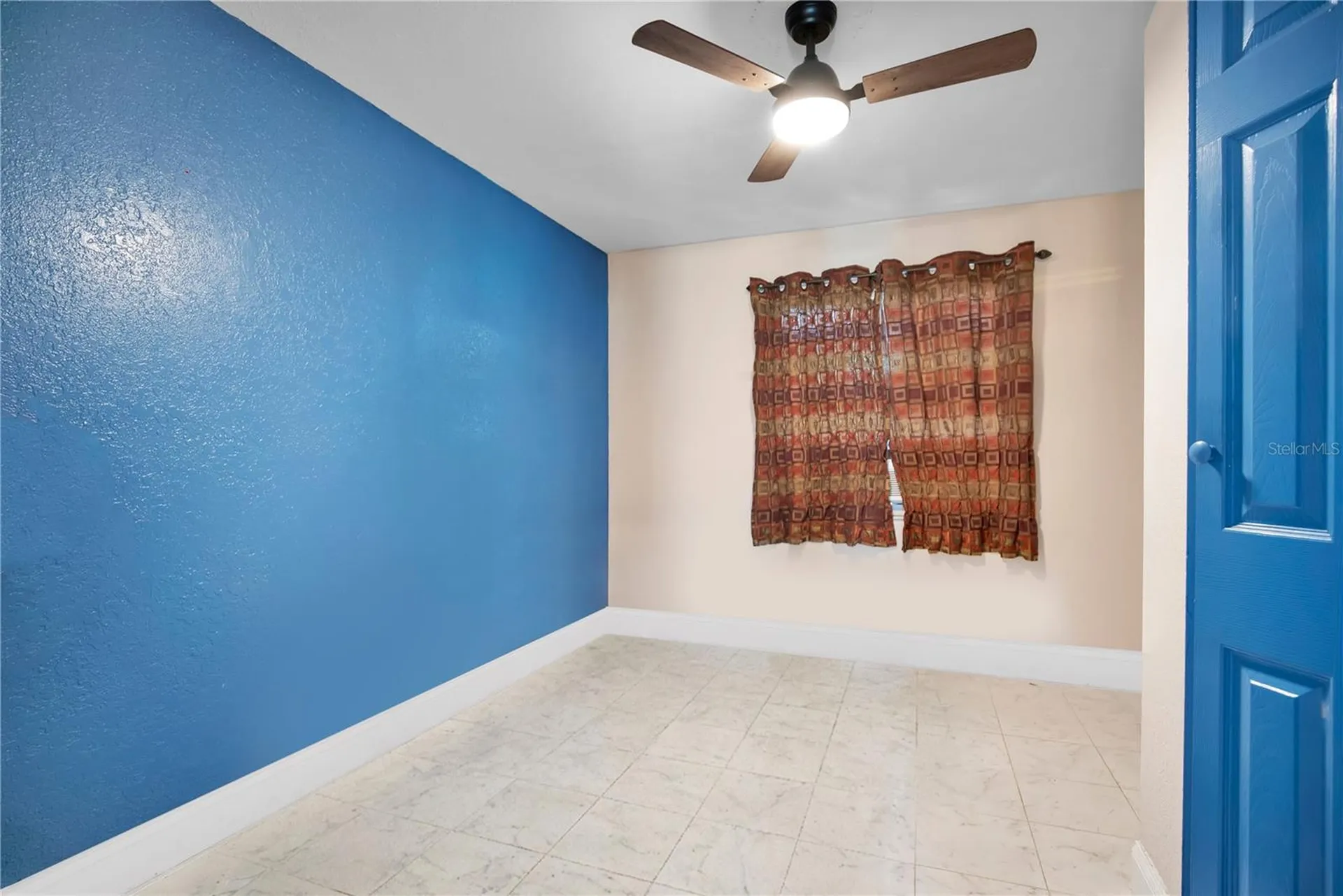 2422 Sweetbriar Court Kissimmee FL 34744