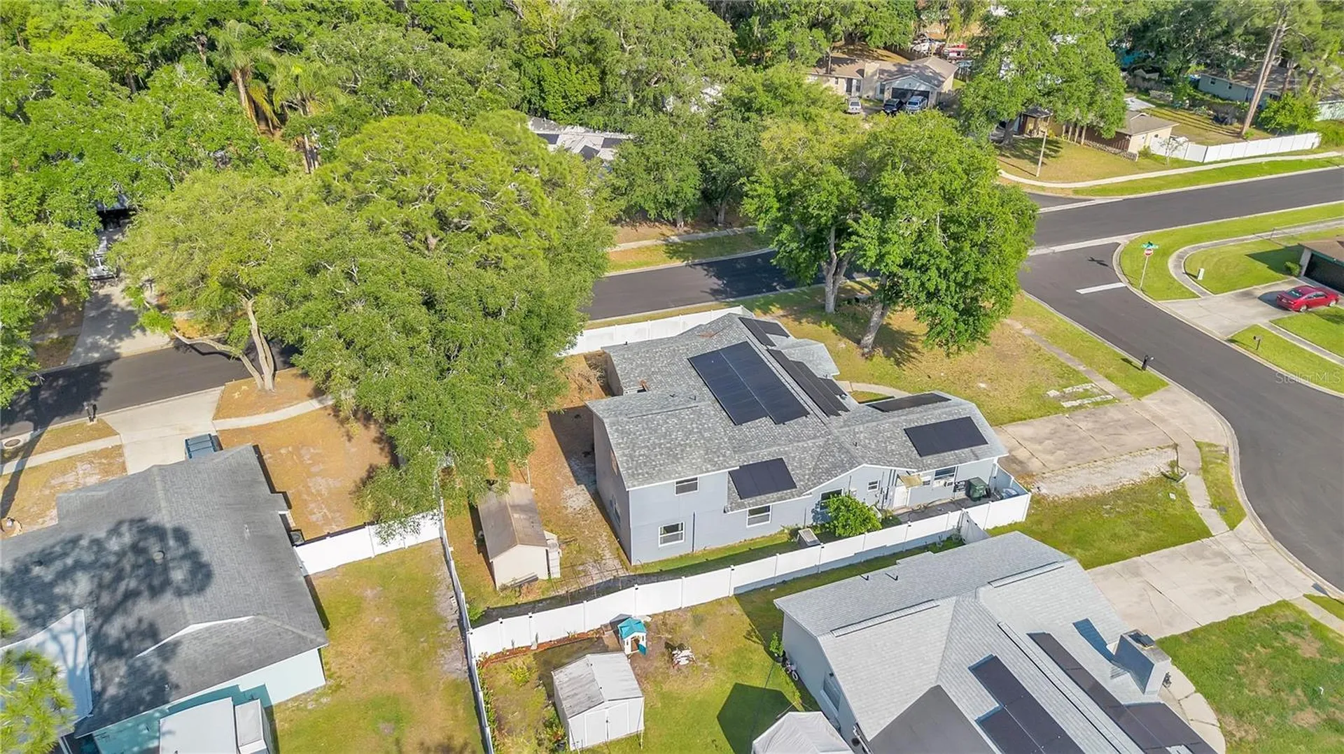 2422 Sweetbriar Court Kissimmee FL 34744