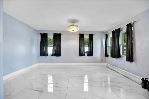 2422 Sweetbriar Court Kissimmee FL 34744