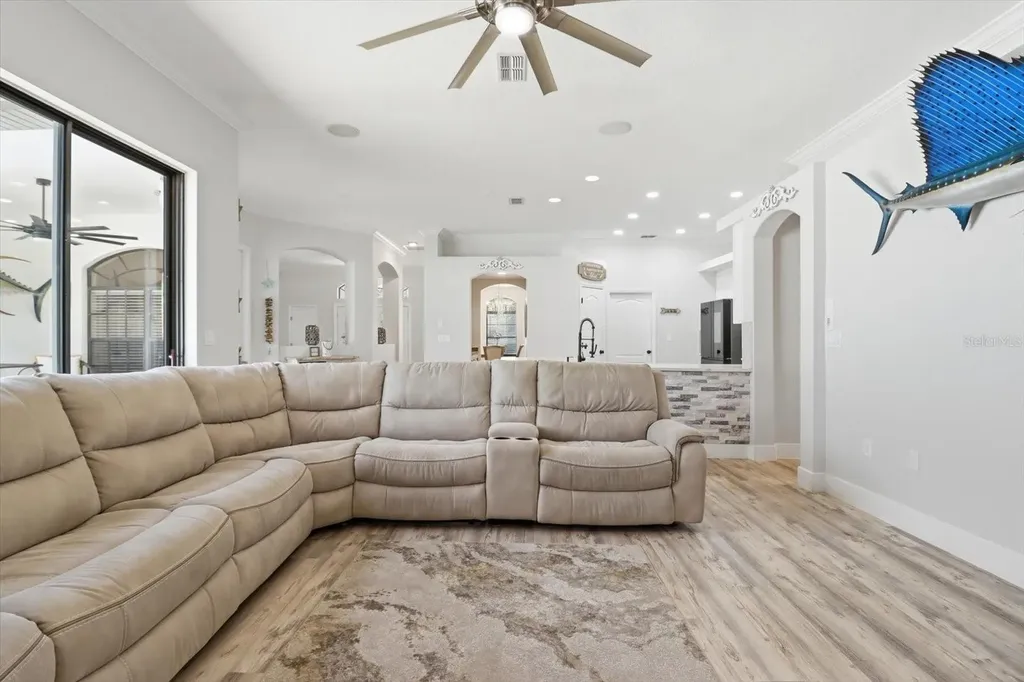 11870 W Waterway Drive Homosassa FL 34448