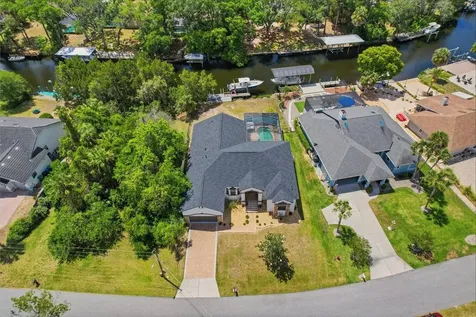 11870 W Waterway Drive Homosassa FL 34448