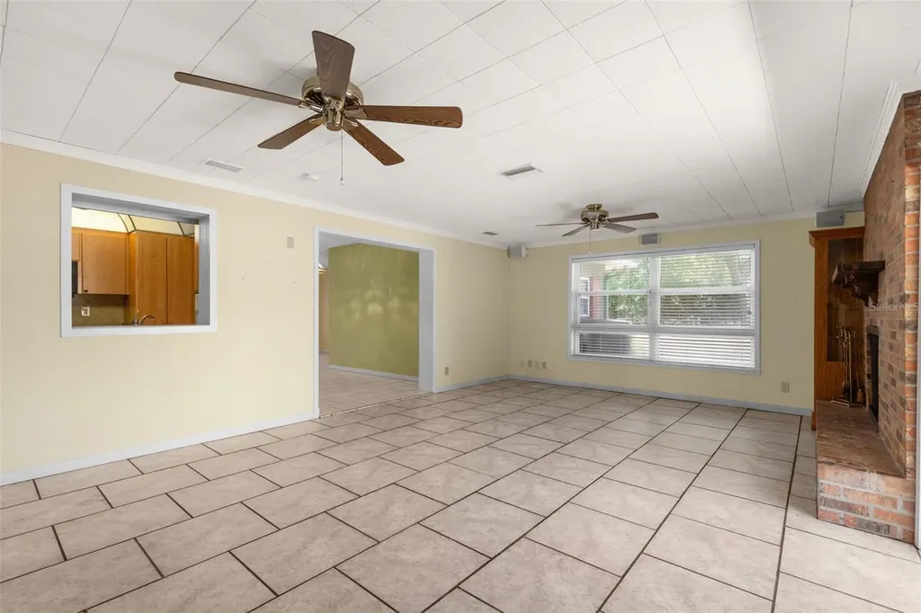 12721 Summit Street Tampa FL 33612